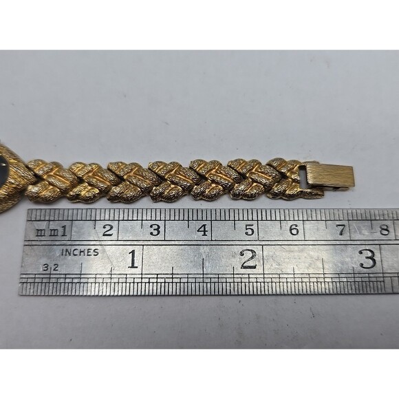 Womens Vintage Helbros Watch 16mm Gold Tone Oval Foil New Battery Bracelet - Picture 7 of 9